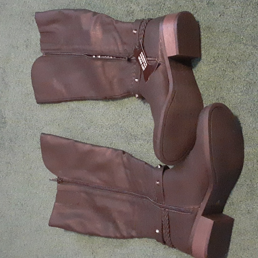 Black boots, New, never worn